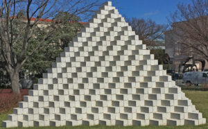 LEWITT Sol, Four-Sided Pyramid, 1997, National Gallery, Sculpture Garden