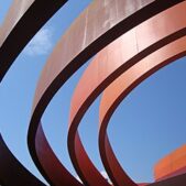 DESIGN / ARTS APPLIQUES